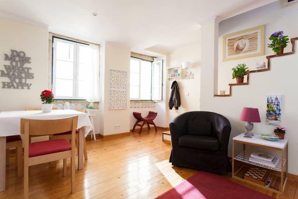My Fair Lisbon - Santos Duplex Apartment Eksteriør bilde